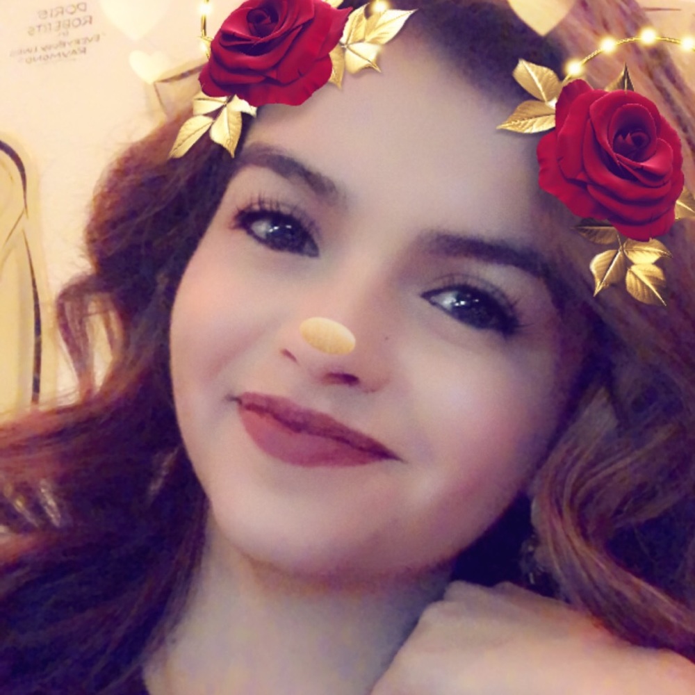 Meet your Posher, Stephany